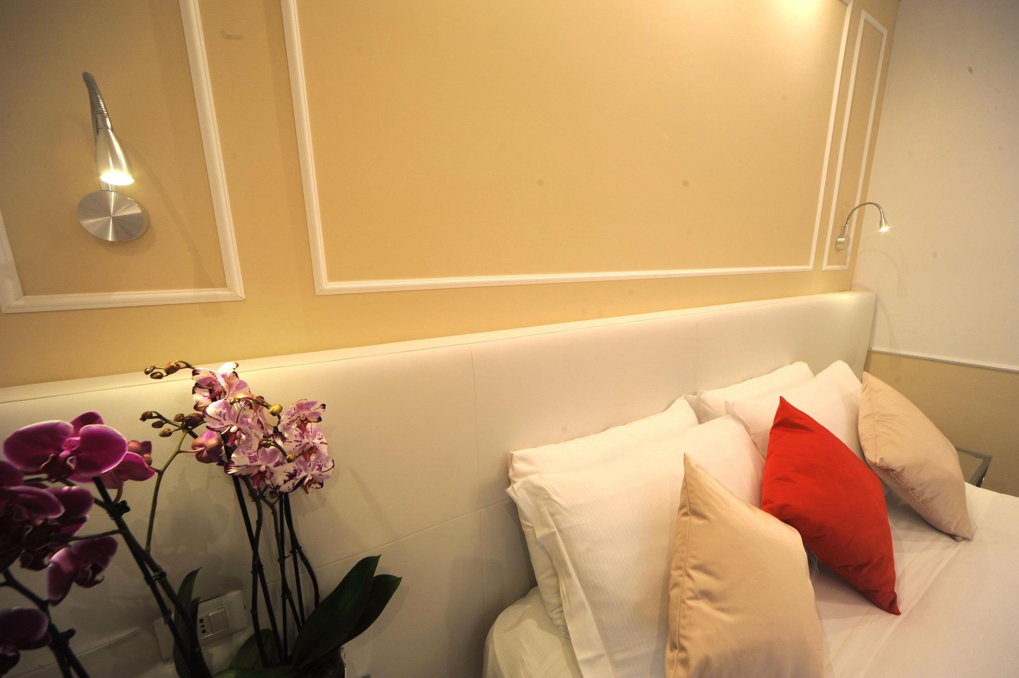 My Suites Piazza Di Spagna โรม ภายนอก รูปภาพ